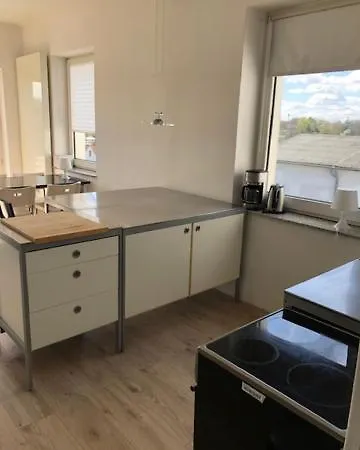 Apartment B - Sunny Business With Roof-top Terrace For 2-4 Guests Düsseldorf