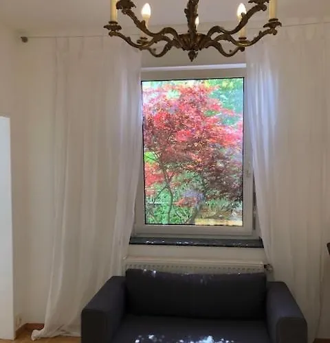 B - Sunny Business With Roof-top Terrace For 2-4 Guests 公寓 *