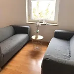 B - Sunny Business With Roof-top Terrace For 2-4 Guests *