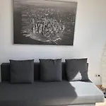 B - Sunny Business With Roof-top Terrace For 2-4 Guests Appartamento