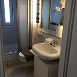B - Sunny Business With Roof-top Terrace For 2-4 Guests Appartamento *