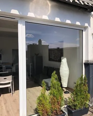 B - Sunny Business With Roof-top Terrace For 2-4 Guests Daire *