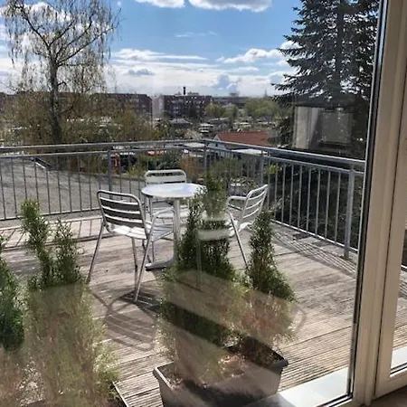 B - Sunny Business With Roof-top Terrace For 2-4 Guests Appartement