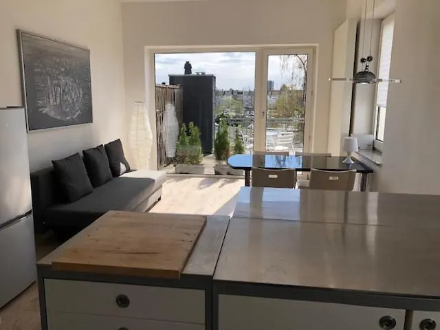 B - Sunny Business With Roof-top Terrace For 2-4 Guests Lejlighed *