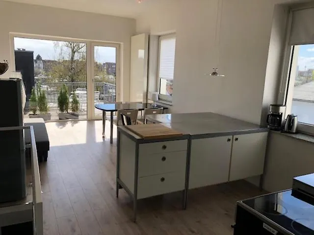 Apartamento B - Sunny Business With Roof-top Terrace For 2-4 Guests *