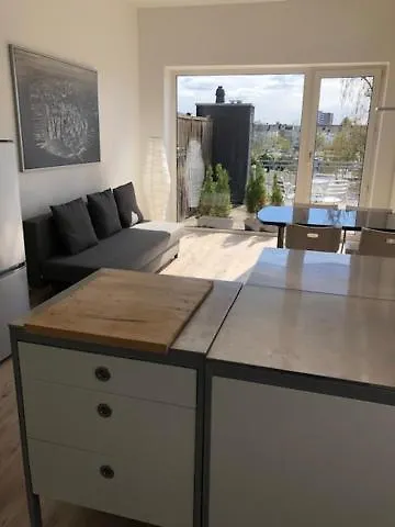 B - Sunny Business With Roof-top Terrace For 2-4 Guests * Ντίσελντορφ