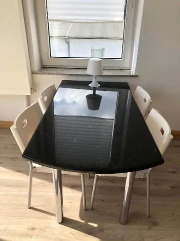 Lägenhet B - Sunny Business With Roof-top Terrace For 2-4 Guests